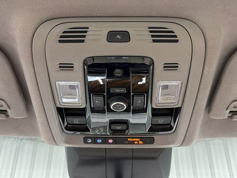 Used 2026 Cadillac Escalade Platinum Sport AWD/4WD image 41