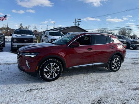 Used 2023 Buick Envision Essence image 4