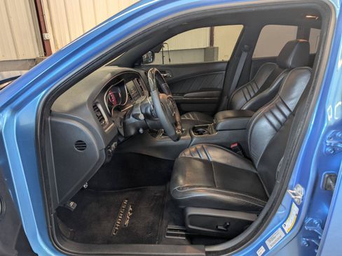 Used 2016 Dodge Charger SRT Hellcat w/ Harman/Kardon Audio Group RWD image 20
