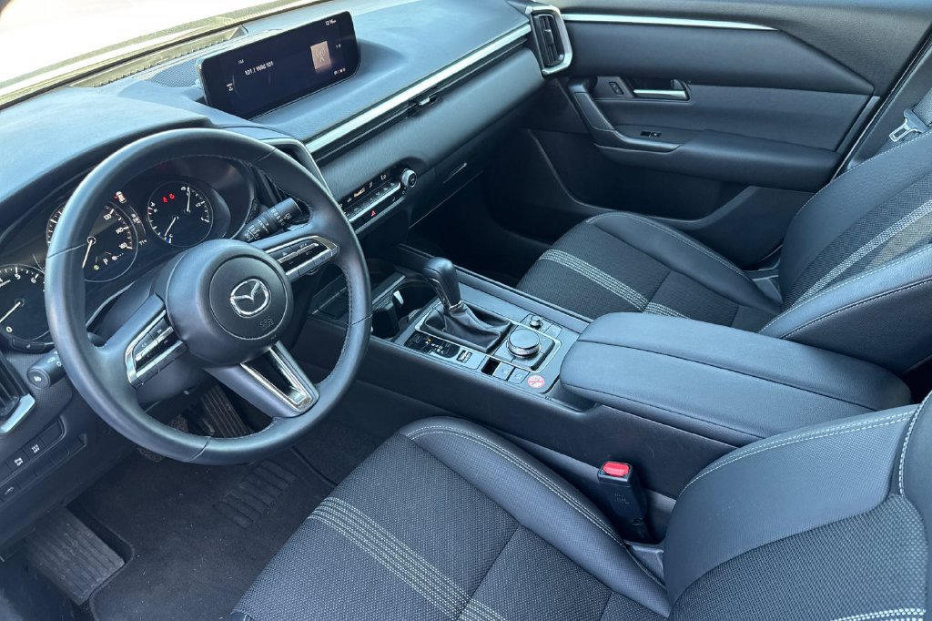 Used 2026 MAZDA CX-50 AWD 2.5 S w/ Preferred Pkg image 4