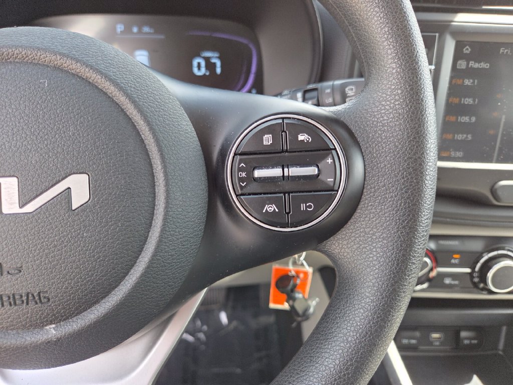 Used 2025 Kia Soul LX w/ LX Technology Package FWD image 34