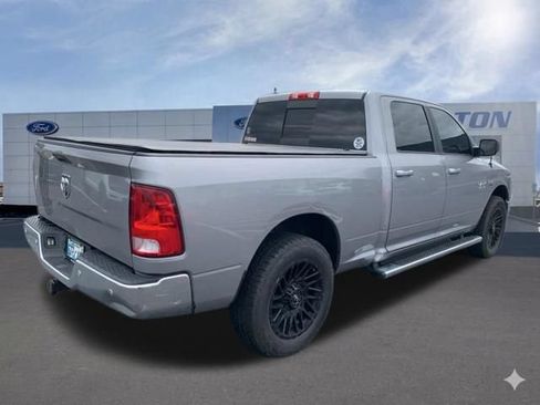 Used 2020 RAM 1500 Classic SLT w/ Luxury Group RWD image 8