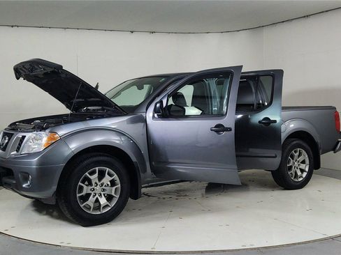 Used 2021 Nissan Frontier SV image 10