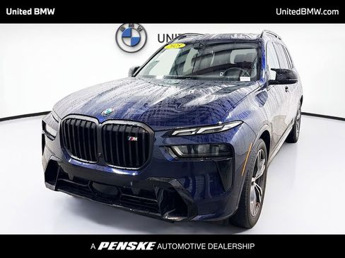 Used 2025 BMW X7 M60i image 1