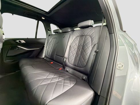 New 2026 BMW X5 xDrive40i w/ Executive Package image 25
