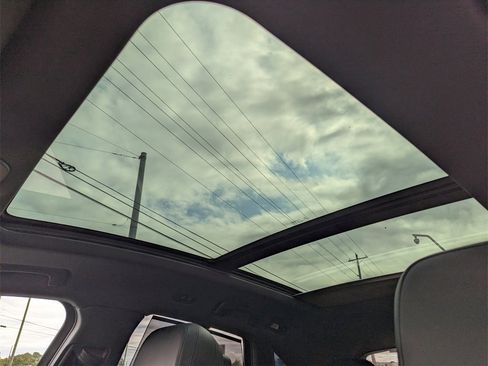 Used 2021 Porsche Macan S w/ Premium Package Plus image 14