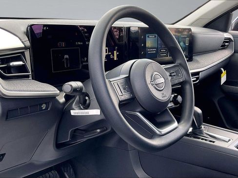 New 2026 Nissan Kicks SV FWD image 7