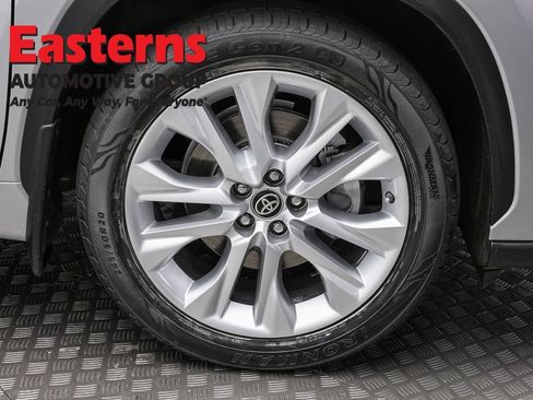Used 2021 Toyota Highlander Limited AWD/4WD image 35