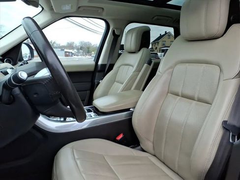 Used 2020 Land Rover Range Rover Sport HSE image 26