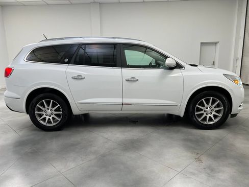 Used 2017 Buick Enclave Convenience FWD image 10