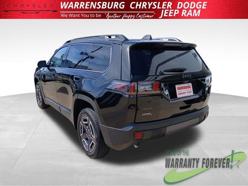 New 2026 Jeep Cherokee Laredo image 6