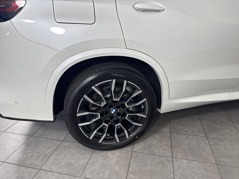 Used 2026 BMW X5 sDrive40i w/ M Sport Package image 10
