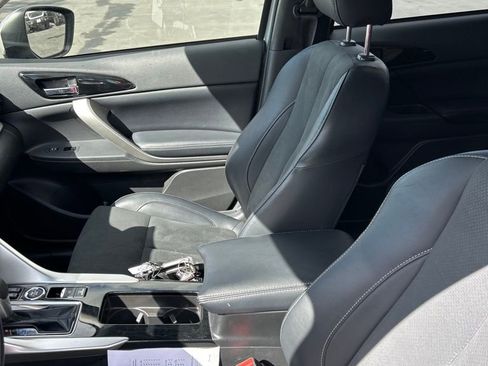 Used 2025 Mitsubishi Eclipse Cross SE image 16