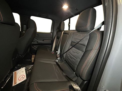 New 2026 Nissan Frontier PRO-4X w/ Pro-4x Convenience Package image 11