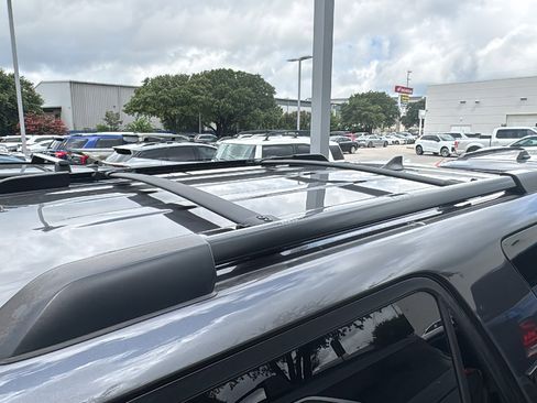 Used 2022 Toyota 4Runner TRD Off-Road Premium w/ Moonroof Package AWD/4WD image 8