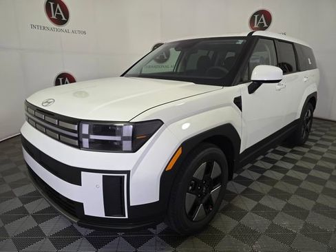 New 2026 Hyundai Santa Fe SE image 2