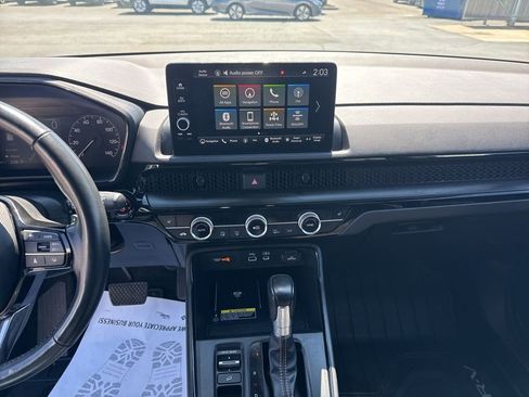 Used 2024 Honda CR-V Sport Touring image 18