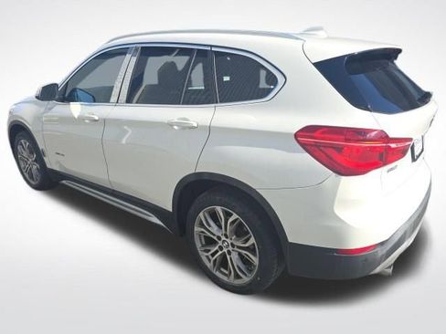Used 2017 BMW X1 xDrive28i image 5