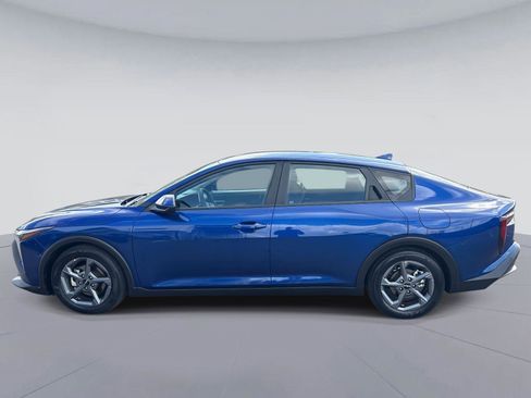 Used 2025 Kia K4 LXS image 7