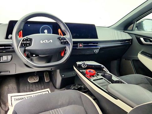 Used 2022 Kia EV6 GT-Line w/ GT-Line Suede Seat Package image 11