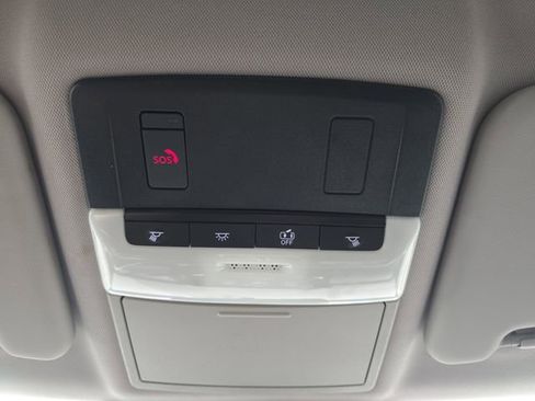 Used 2024 Mitsubishi Outlander SE image 37