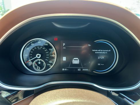 Used 2024 Genesis G80 2.5T image 19