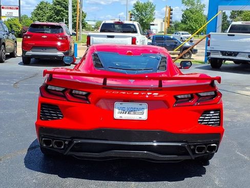 Used 2025 Chevrolet Corvette Stingray Preferred Cpe w/ Z51 Performance Package RWD image 18