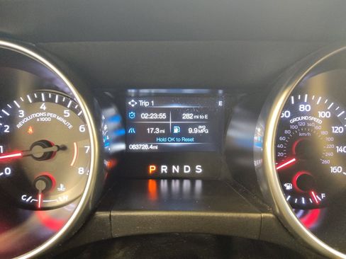 Used 2018 Ford Mustang Coupe RWD image 23