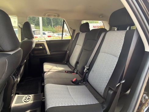 Used 2016 Toyota 4Runner SR5 RWD image 20
