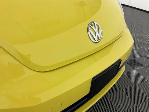 Used 2012 Volkswagen Beetle 2.5 FWD image 9