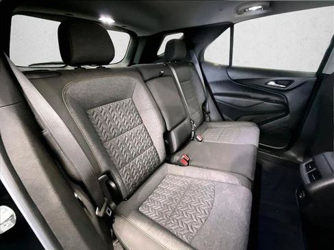 Used 2023 Chevrolet Equinox LT FWD image 29