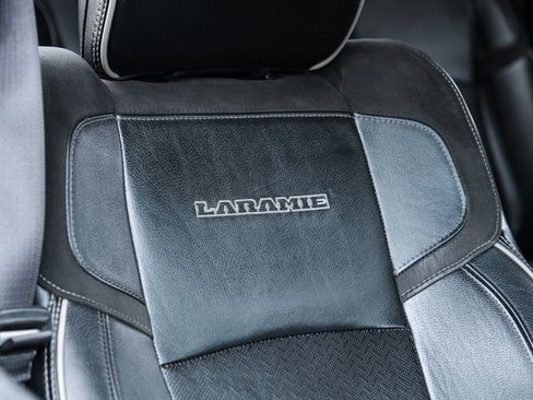Used 2019 RAM 2500 Laramie AWD/4WD image 42