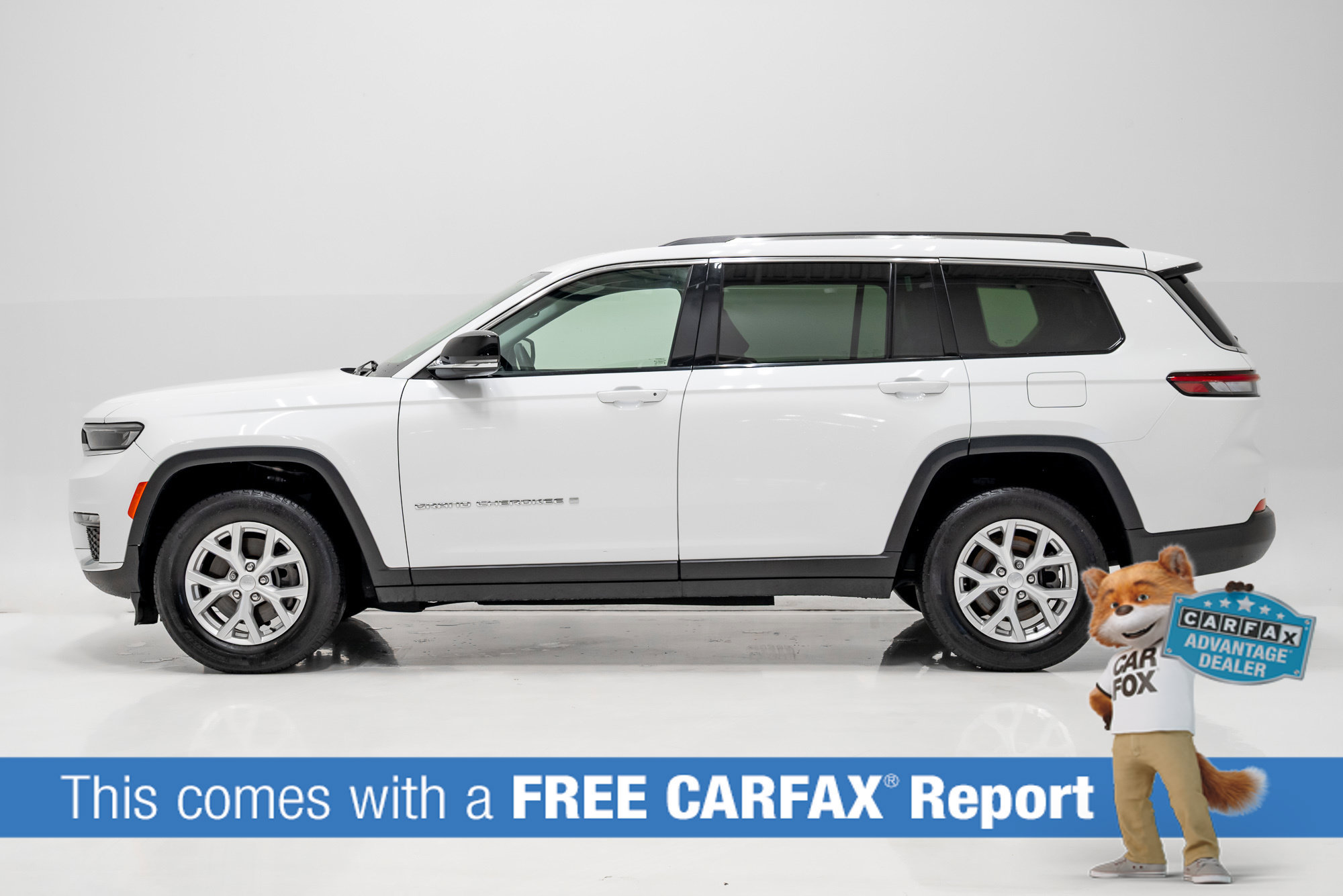 Used 2023 Jeep Grand Cherokee L Limited AWD/4WD image 2