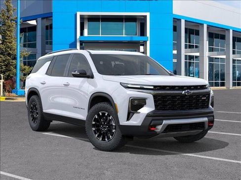 New 2026 Chevrolet Traverse Z71 w/ Enhanced Driving Package image 7