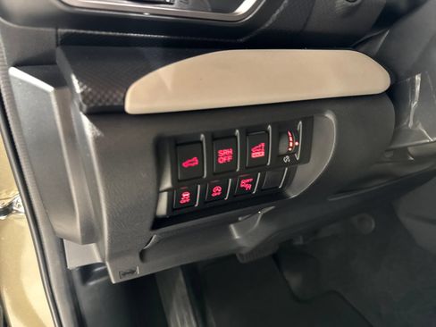 Used 2024 Subaru Forester Limited w/ Convenience Package AWD/4WD image 18
