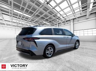Certified 2024 Toyota Sienna Limited AWD/4WD video 3