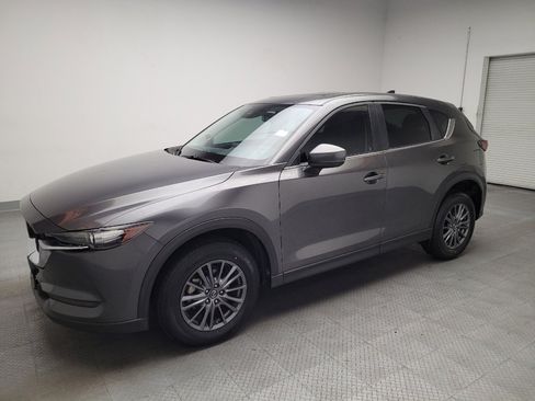 Used 2019 MAZDA CX-5 Touring FWD image 2