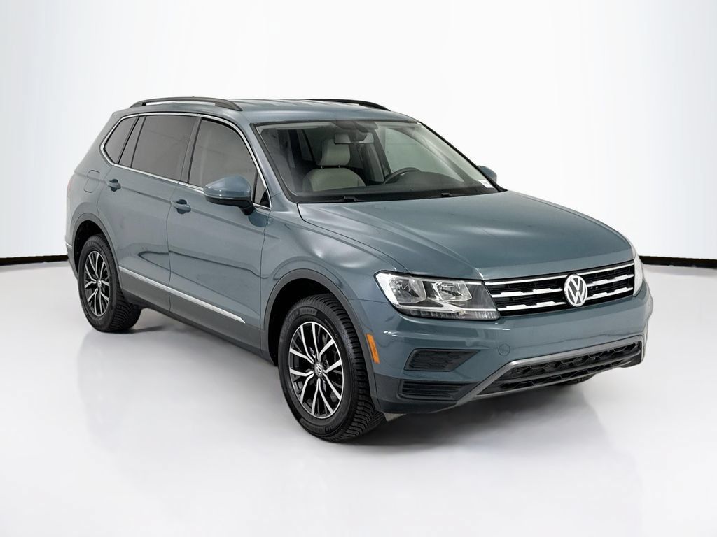 Used 2020 Volkswagen Tiguan SE AWD/4WD image 3