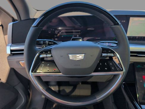 New 2026 Cadillac Escalade IQ Luxury 1 w/ LPO, Floor Liner Package image 20