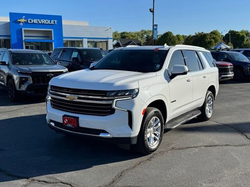 Used 2023 Chevrolet Tahoe LT w/ LT Signature Package AWD/4WD image 2