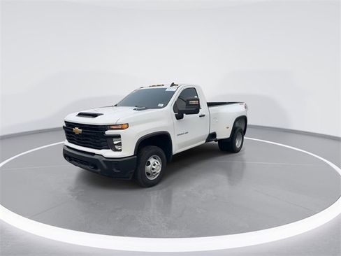 Used 2024 Chevrolet Silverado 3500 W/T w/ WT Convenience Package image 2