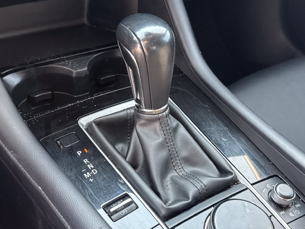 Used 2025 MAZDA MAZDA3 s FWD image 15