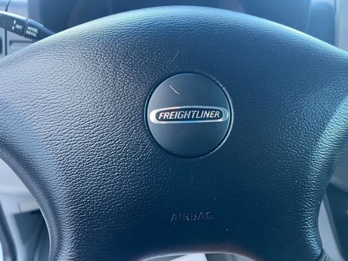 Used 2010 Freightliner Sprinter 2500 image 21