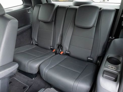 Certified 2025 Mercedes-Benz GLS 450 4MATIC image 18