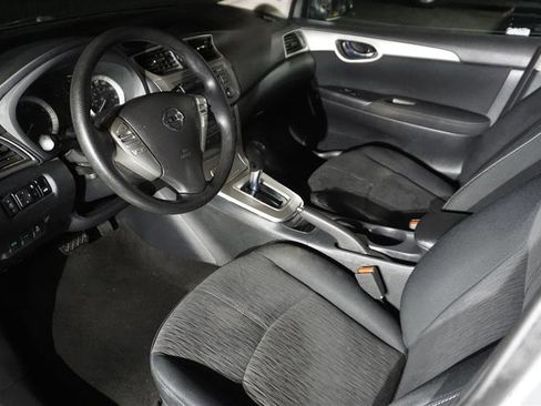 Used 2014 Nissan Sentra SV image 10