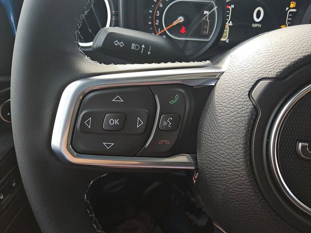 New 2026 Jeep Wrangler Unlimited Sahara AWD/4WD image 28