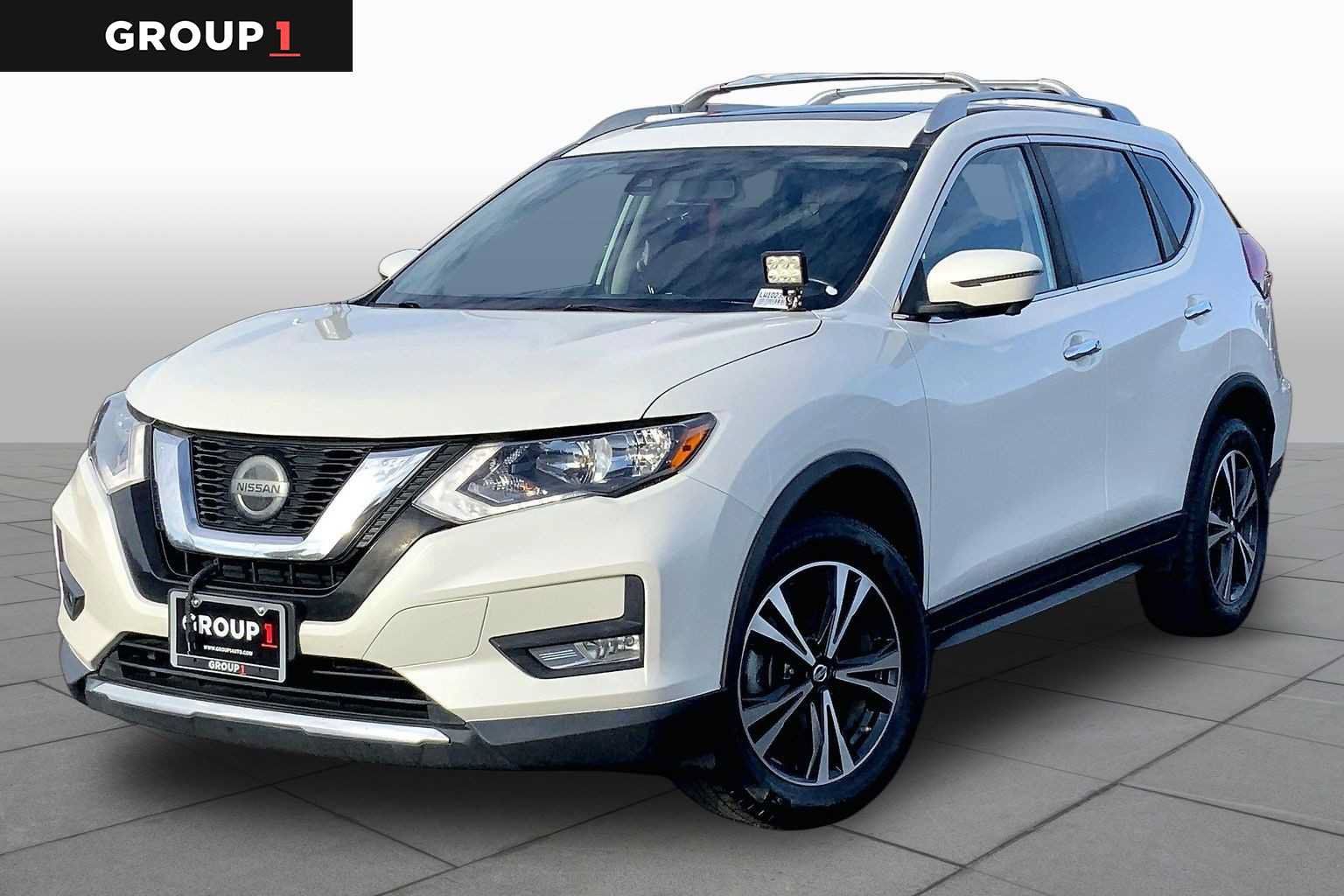 Used 2020 Nissan Rogue SV w/ Sun & Sound Touring Package AWD/4WD image 1