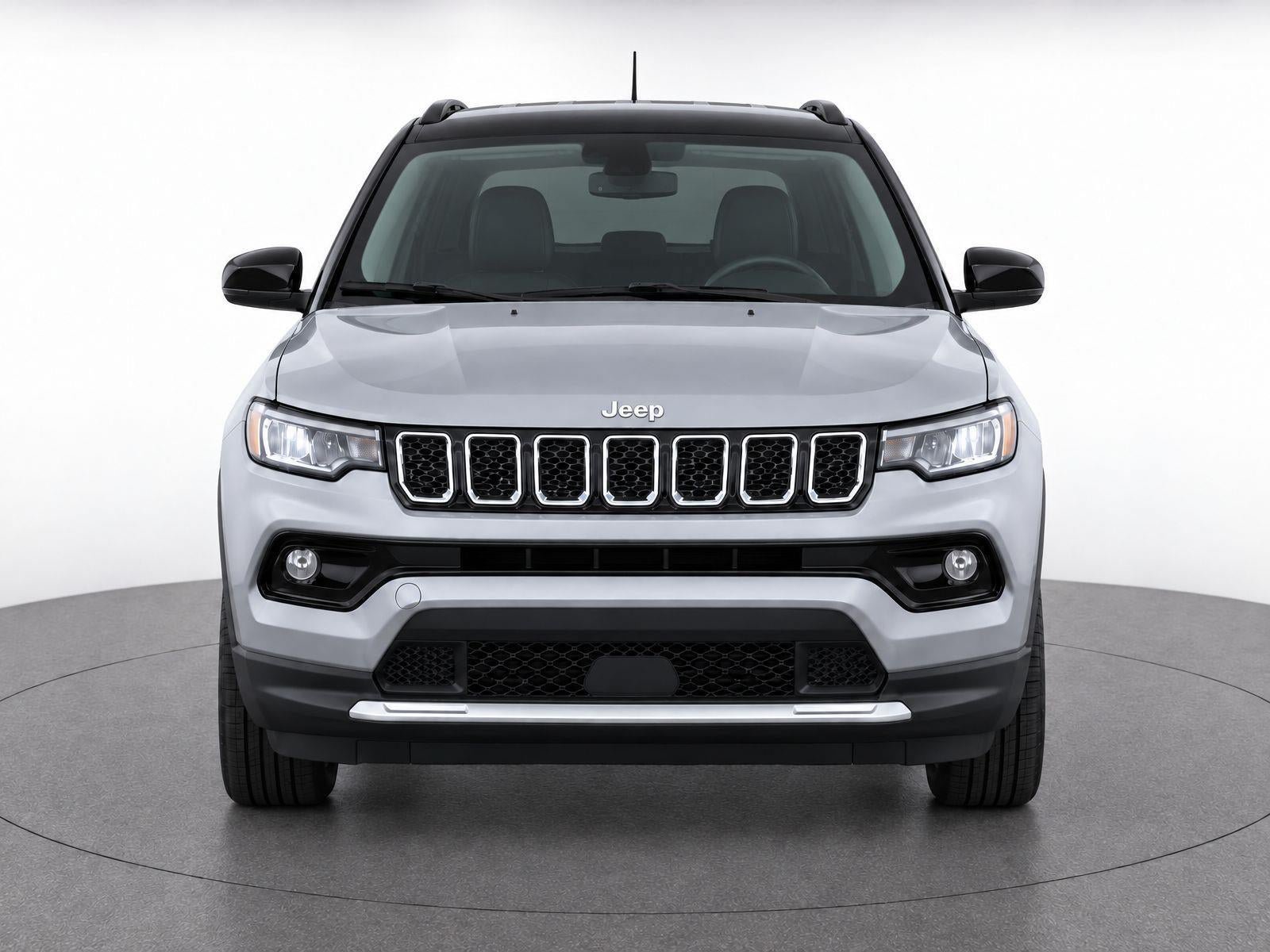 Used 2023 Jeep Compass Limited AWD/4WD image 3