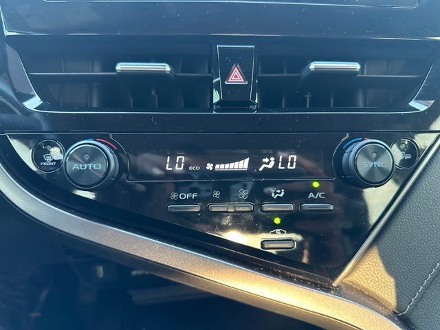 Used 2023 Toyota Camry SE w/ Convenience Package FWD image 20