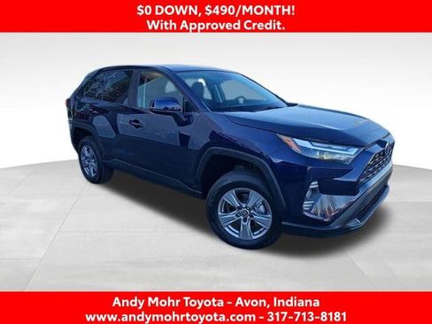 Used 2022 Toyota RAV4 XLE AWD/4WD image 1